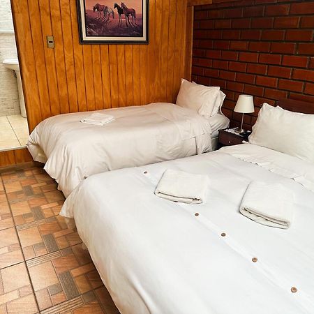 Hostal Hielo Sur Punta Arenas Esterno foto