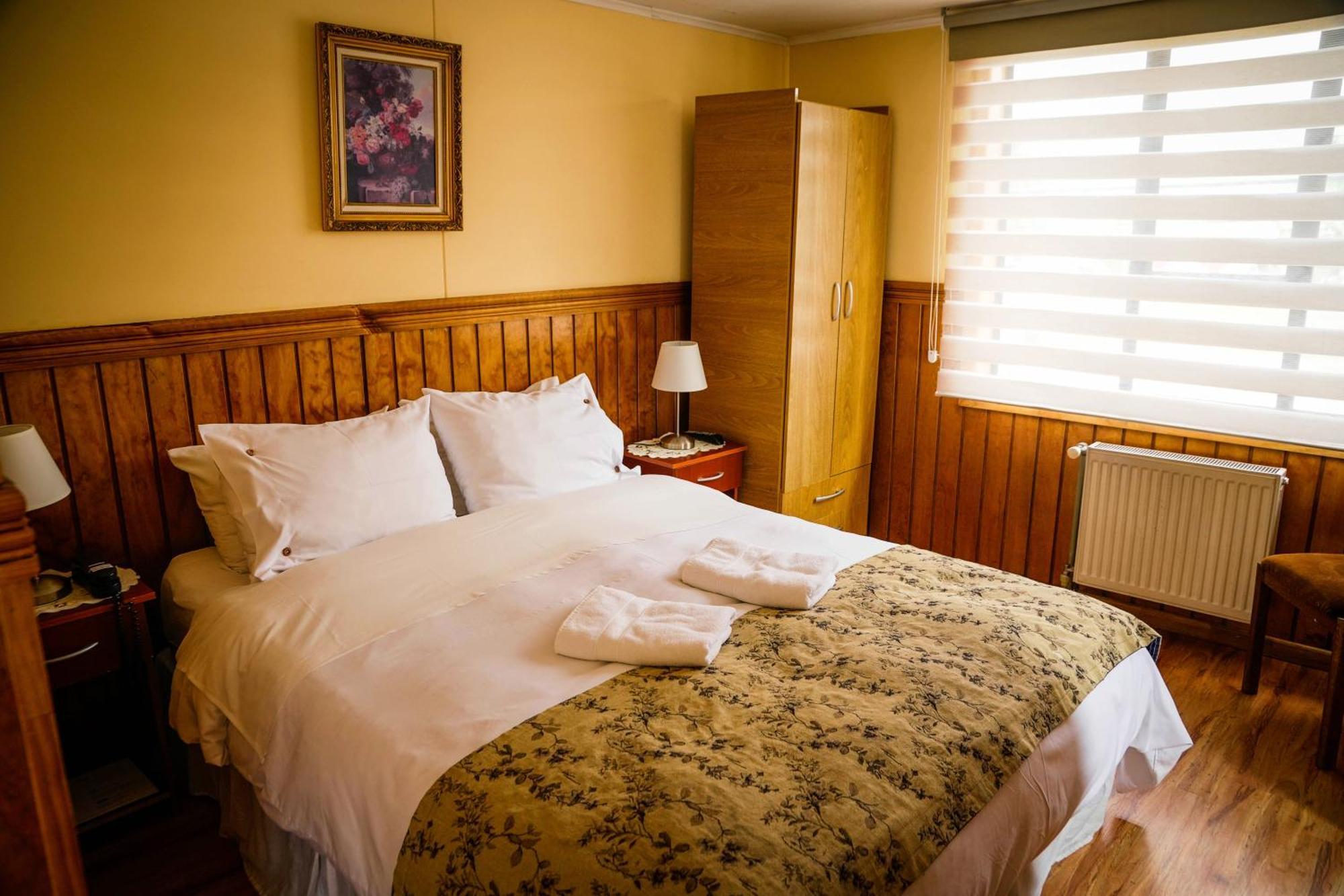 Hostal Hielo Sur Punta Arenas Esterno foto