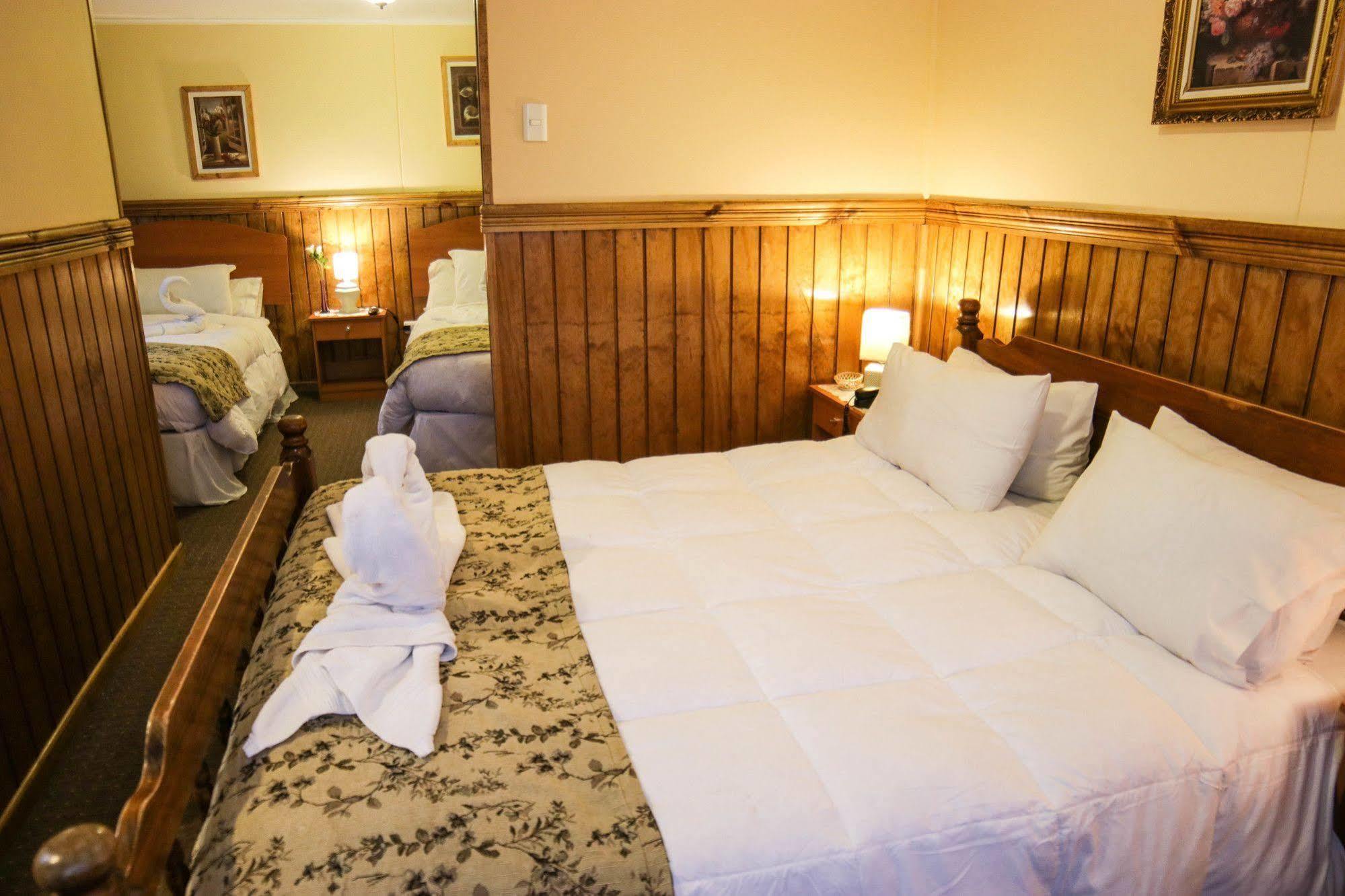 Hostal Hielo Sur Punta Arenas Esterno foto